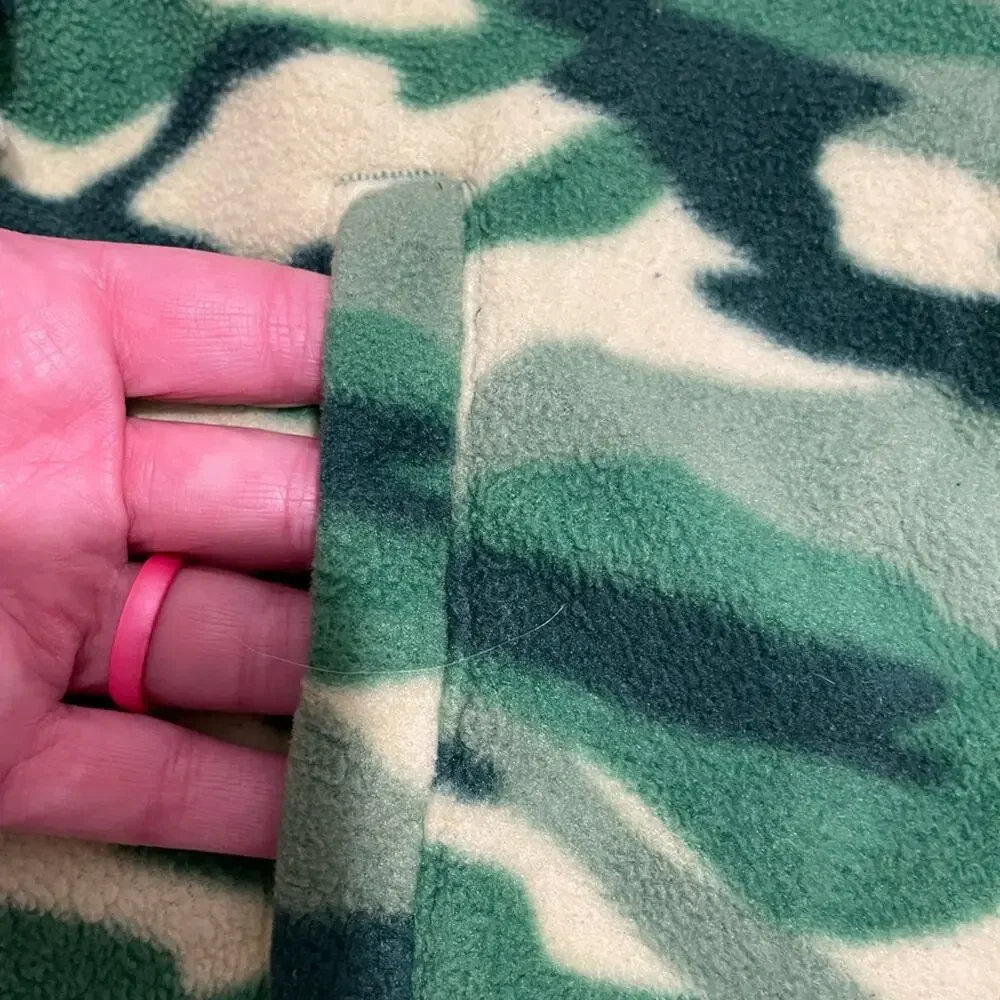 Cabela's Brand Green Camo Fleece Zip Up Jacket Size Youth XS Outdoor Unisex Coat